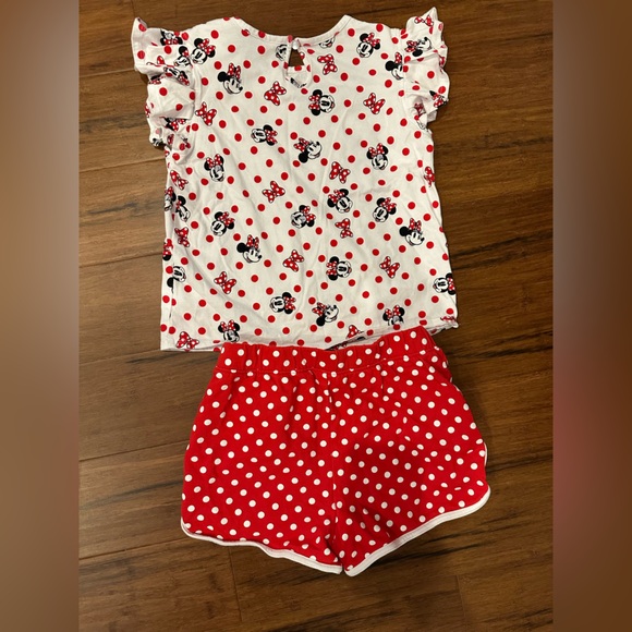 Bundle Girls Size 11/12 shorts and top sets- perfect for park wear Disney H&M - Picture 5 of 10